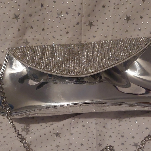 Nina Crystal Flap Mirror Metallic Patent Clutch Bag - Silver - Picture 4 of 8